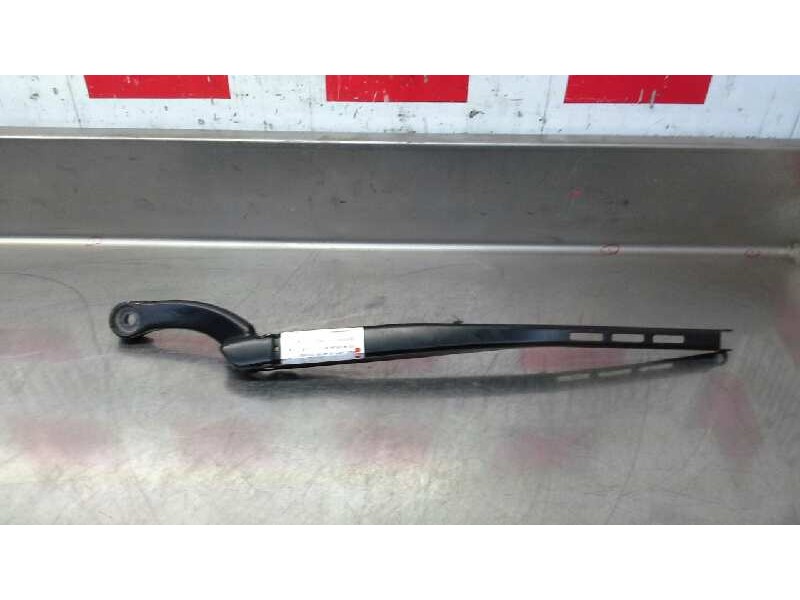 Recambio de brazo limpia delantero izquierdo para audi a4 berlina (8e) 2.0 referencia OEM IAM   