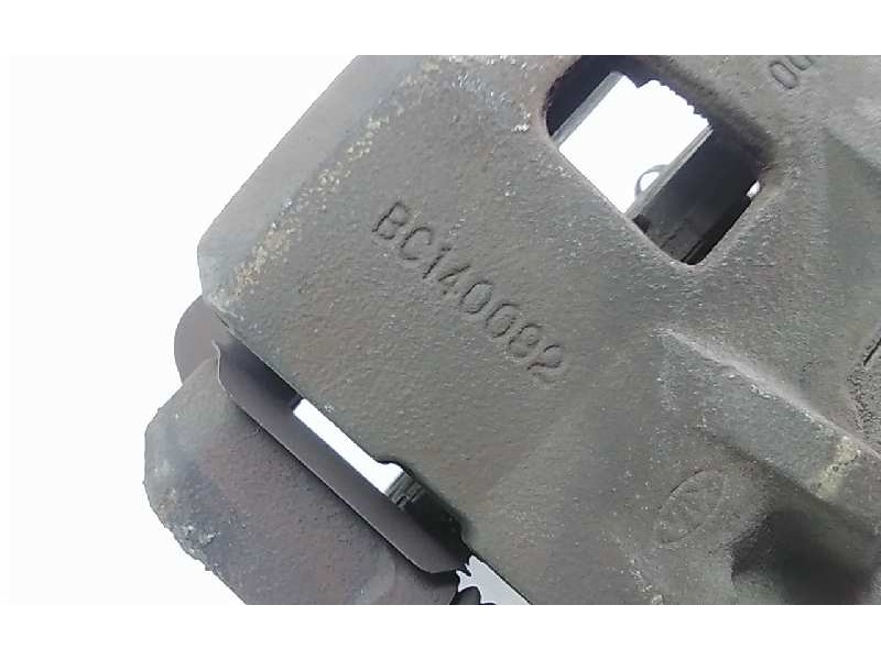 Recambio de pinza freno delantera izquierda para hyundai tucson (jm) 2,0 classic 4x2 referencia OEM IAM BC140082  
