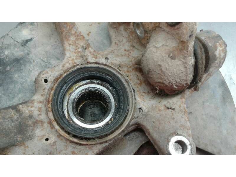 Recambio de mangueta delantera izquierda para mitsubishi galloper (hyundai) 2.5 td (3-ptas.) referencia OEM IAM   