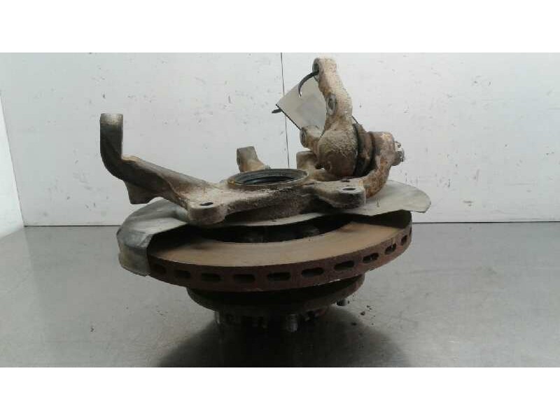 Recambio de mangueta delantera izquierda para mitsubishi galloper (hyundai) 2.5 td (3-ptas.) referencia OEM IAM   