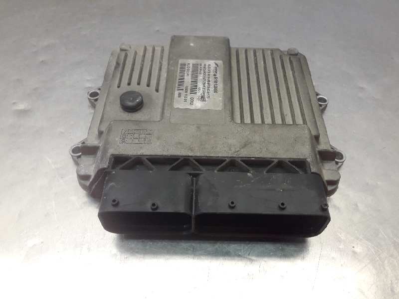 Recambio de centralita motor uce para fiat fiorino básico referencia OEM IAM 51812866  