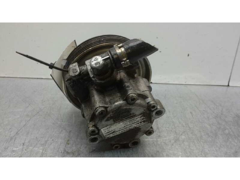 Recambio de bomba direccion para citroen c5 berlina 2.0 hdi sx referencia OEM IAM 9636086680  