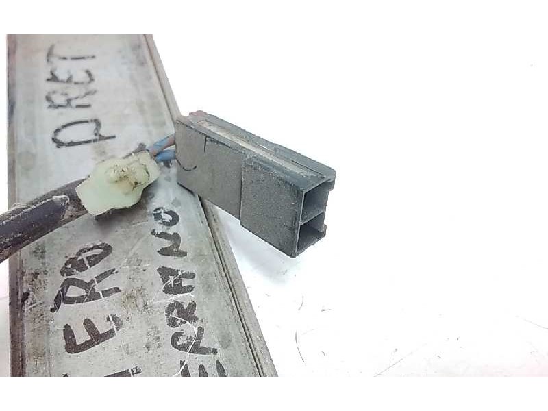 Recambio de elevalunas delantero derecho para nissan terrano (wd21) 2.7 turbodiesel referencia OEM IAM 8073078  101215