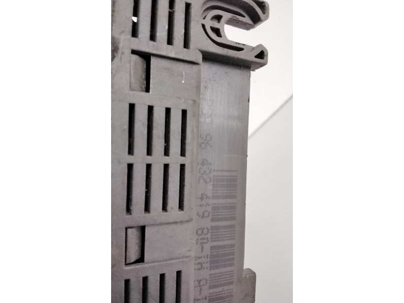 Recambio de caja fusibles para citroen c5 berlina 2.0 hdi referencia OEM IAM 96432419  