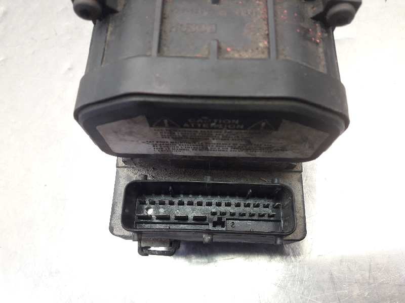 Recambio de abs para toyota corolla (e12) 1.6 linea luna berlina referencia OEM IAM 0273004571  