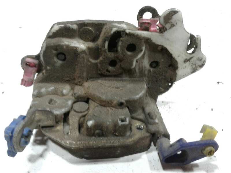 Recambio de cerradura puerta delantera derecha para nissan vanette cargo vanette cargo caja cerrada referencia OEM IAM   