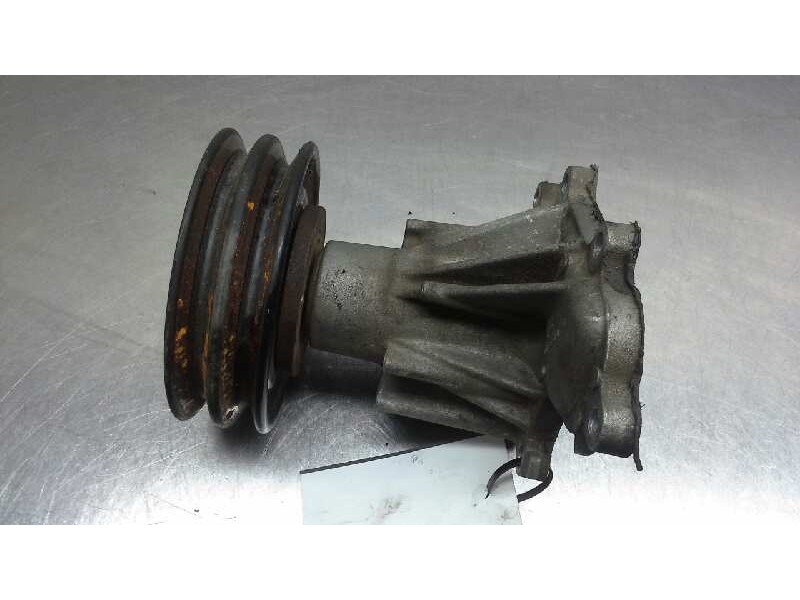 Recambio de bomba agua para nissan pick-up (d22) cabina doble challenge 4x4 referencia OEM IAM 21010EB70A  