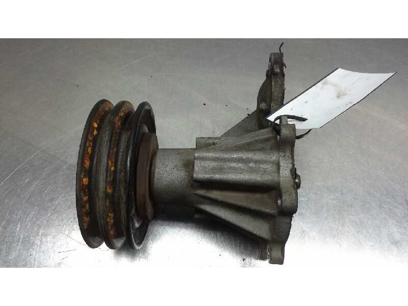 Recambio de bomba agua para nissan pick-up (d22) cabina doble challenge 4x4 referencia OEM IAM 21010EB70A  