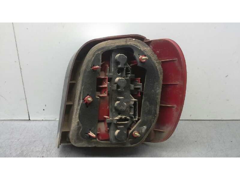 Recambio de piloto trasero izquierdo para volkswagen polo berlina (6n2) conceptline referencia OEM IAM 6N0945095H  