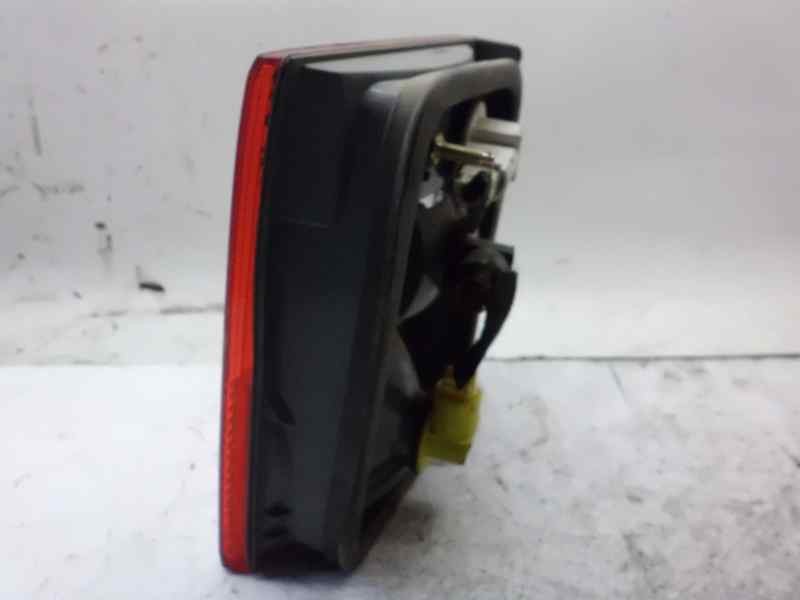 Recambio de piloto trasero central para citroen evasion 2.0 hdi exclusive referencia OEM IAM   