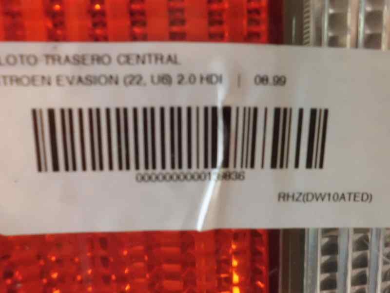 Recambio de piloto trasero central para citroen evasion 2.0 hdi exclusive referencia OEM IAM   