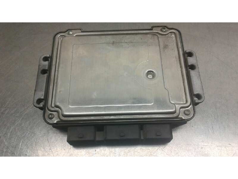 Recambio de centralita motor uce para renault scenic ii confort dynamique referencia OEM IAM 0281011549 225 