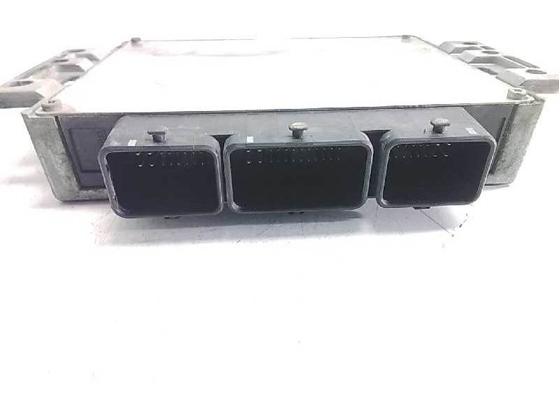 Recambio de centralita motor uce para peugeot 206 berlina 1.4 referencia OEM IAM 9646988680  