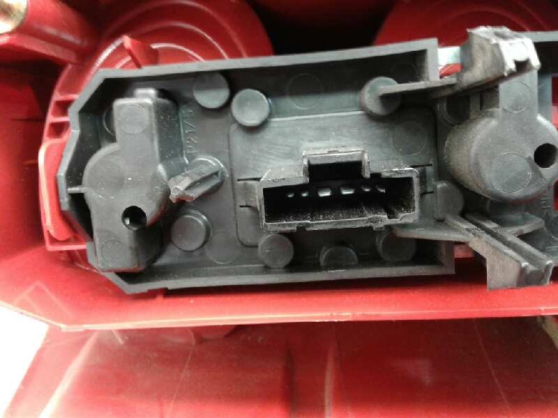 Recambio de piloto trasero izquierdo para peugeot 1007 sport referencia OEM IAM   