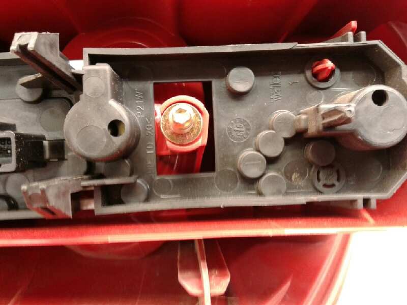 Recambio de piloto trasero izquierdo para peugeot 1007 sport referencia OEM IAM   