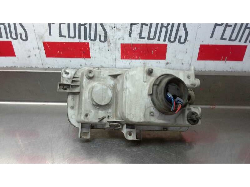 Recambio de faro derecho para nissan serena (c23m) 1.6 cat referencia OEM IAM   