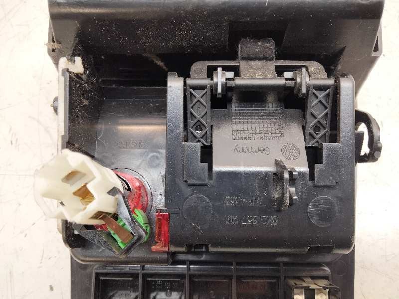 Recambio de cenicero para volkswagen golf vi (5k1) 1.6 tdi dpf referencia OEM IAM 5K0857961  