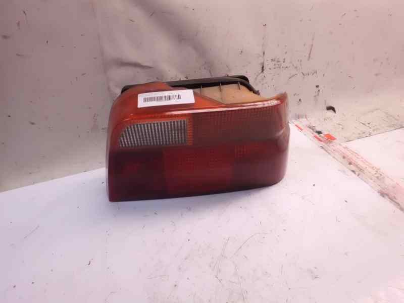 Recambio de piloto trasero izquierdo para ford escort berlina/turnier 1.6 16v cat referencia OEM IAM   