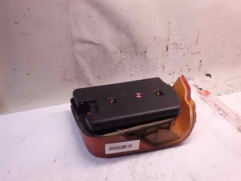 Recambio de piloto trasero izquierdo para ford escort berlina/turnier 1.6 16v cat referencia OEM IAM   