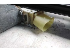 Recambio de elevalunas delantero derecho para bmw serie 3 berlina (e90) 320i referencia OEM IAM 6927028   2