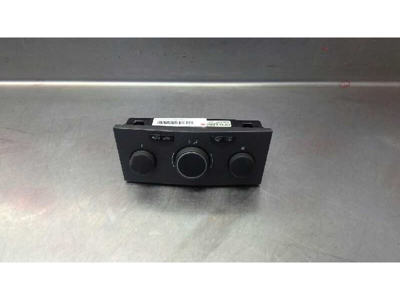 Recambio de mando calefaccion / aire acondicionado para opel zafira b enjoy referencia OEM IAM RJ3  