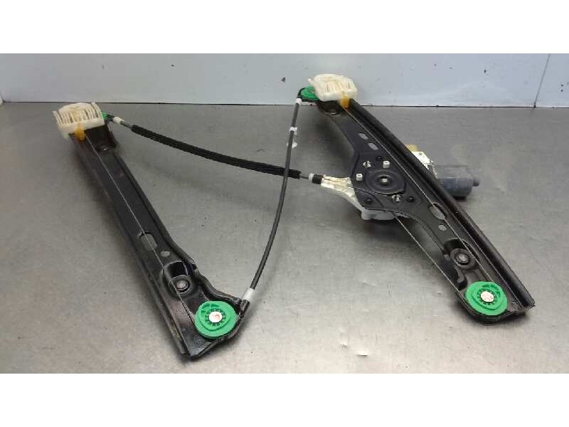 Recambio de elevalunas delantero derecho para bmw serie 3 berlina (e90) 325xi referencia OEM IAM 51337140588  