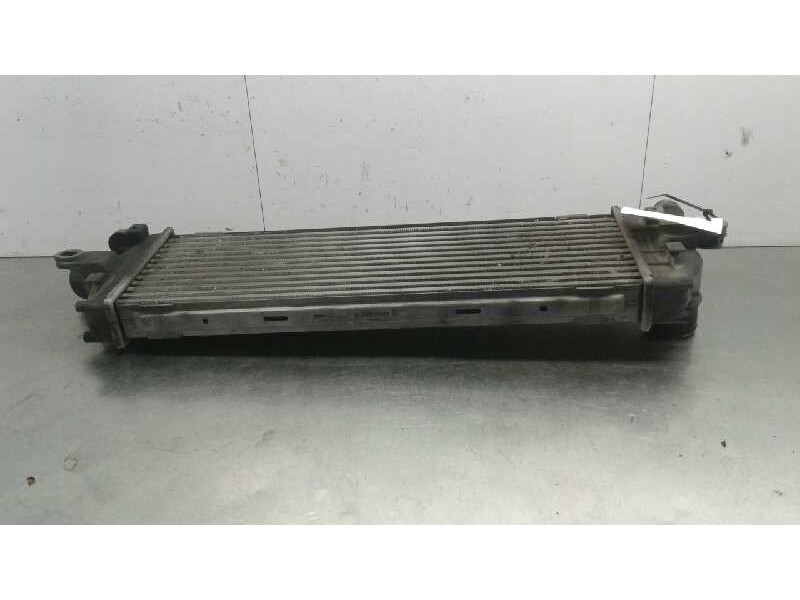 Recambio de intercooler para nissan primastar (x..) kasten l1h1 2.7t referencia OEM IAM 992563J  