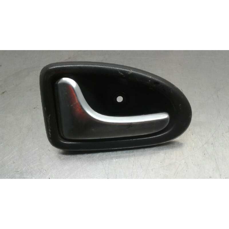 Recambio de maneta interior delantera derecha para nissan primastar (x..) kasten l1h1 2.7t referencia OEM IAM   