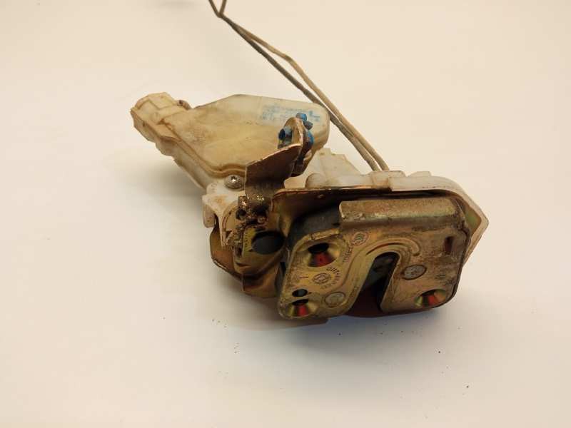 Recambio de cerradura puerta trasera izquierda para nissan x-trail (t30) titanium referencia OEM IAM 80553AA300  