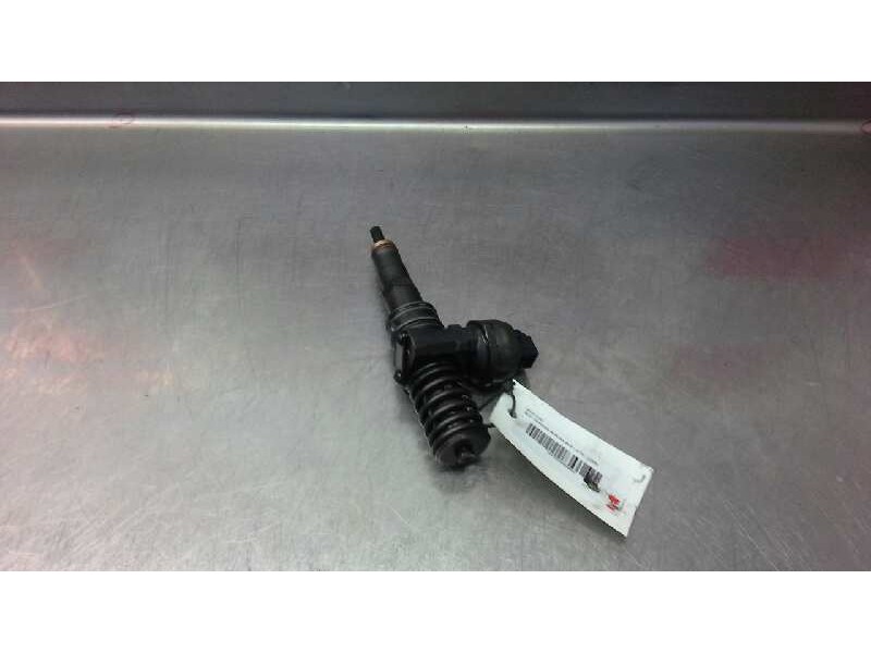 Recambio de inyector para seat cordoba berlina (6l2) 1.9 tdi referencia OEM IAM 0414720037 036130073AJ 