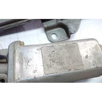 Recambio de elevalunas delantero derecho para nissan terrano (wd21) 2.7 turbodiesel referencia OEM IAM 8073078  101215
