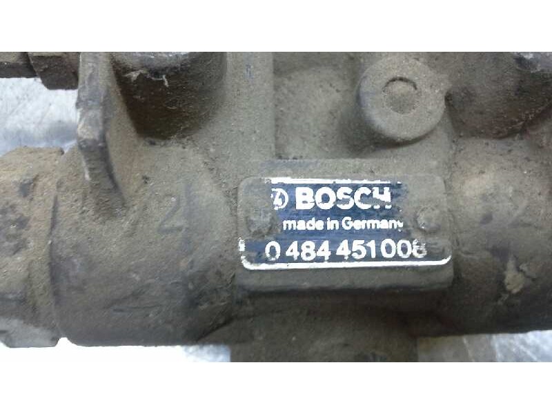Recambio de valvula aire para daf 2500 2500 referencia OEM IAM 0484451008  