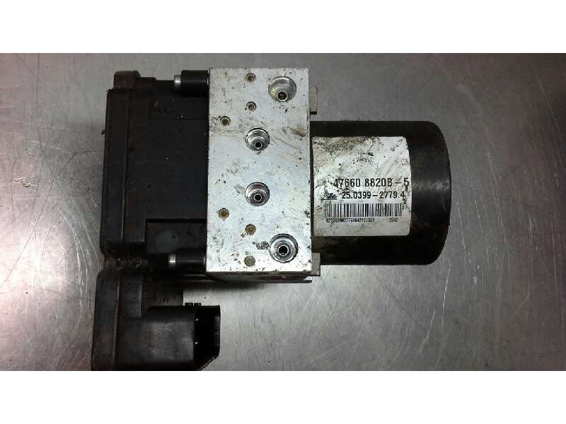 Recambio de abs para nissan cabstar 35.15 referencia OEM IAM 476608820B-5  