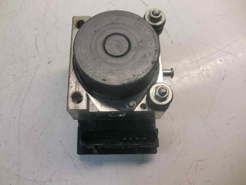 Recambio de centralita abs para renault clio iii 1.5 dci diesel referencia OEM IAM   