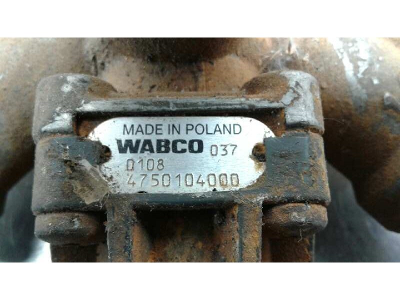 Recambio de valvula aire para daf 2500 2500 referencia OEM IAM 4750104000  DAF 85