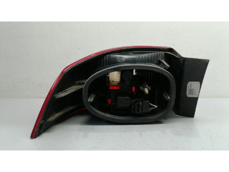 Recambio de piloto trasero derecho para renault laguna ii (bg0) authentique referencia OEM IAM 8200002474  