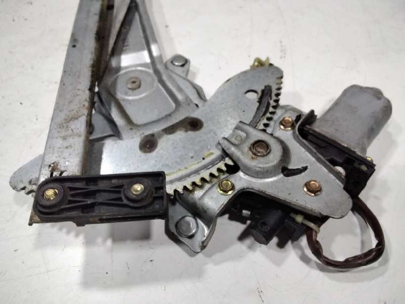 Recambio de elevalunas delantero derecho para kia carens 2.0 crdi ex monovolumen referencia OEM IAM 0K2FA5856XA  