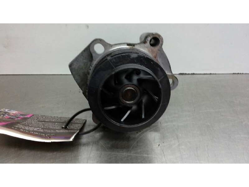 Recambio de bomba agua para audi a4 avant (b5) 1.9 tdi referencia OEM IAM 038121019E  