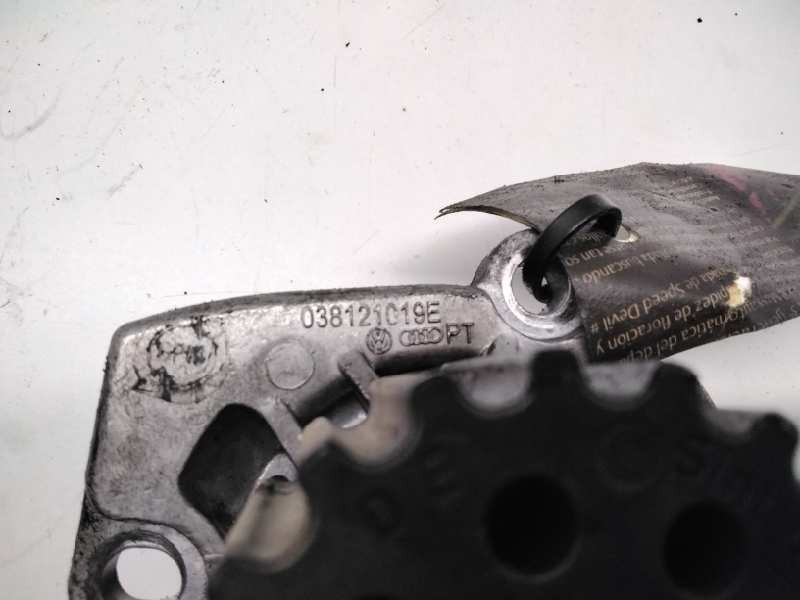 Recambio de bomba agua para audi a4 avant (b5) 1.9 tdi referencia OEM IAM 038121019E  