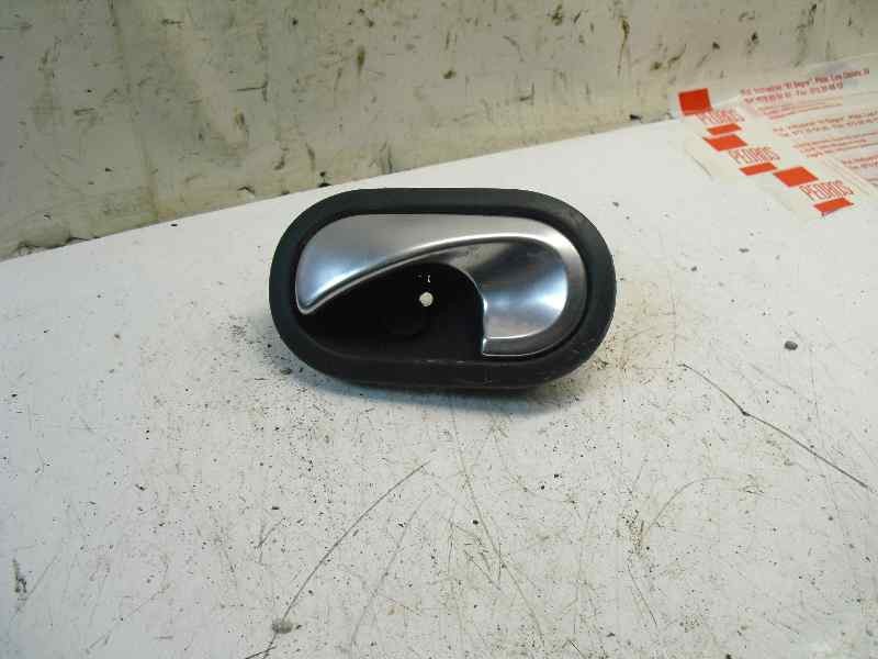 Recambio de maneta interior delantera izquierda para renault megane ii berlina 5p 1.9 dci diesel fap referencia OEM IAM   