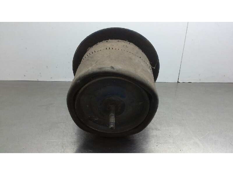 Recambio de suspension neumatica para iveco eurostar ld440e42t referencia OEM IAM   