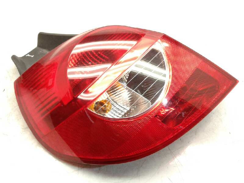 Recambio de piloto trasero izquierdo para renault clio iii luxe privilege referencia OEM IAM 89035079L  