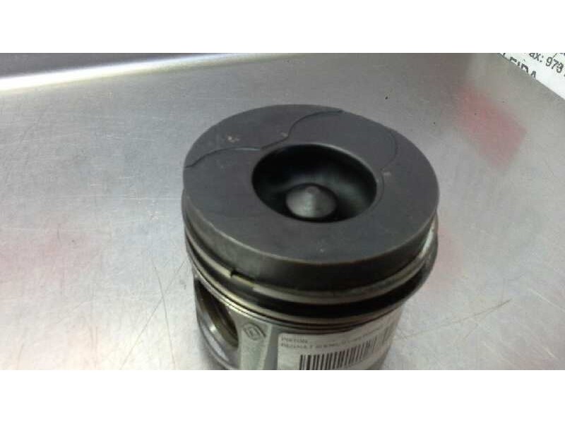 Recambio de piston para renault scenic ii luxe privilege referencia OEM IAM   