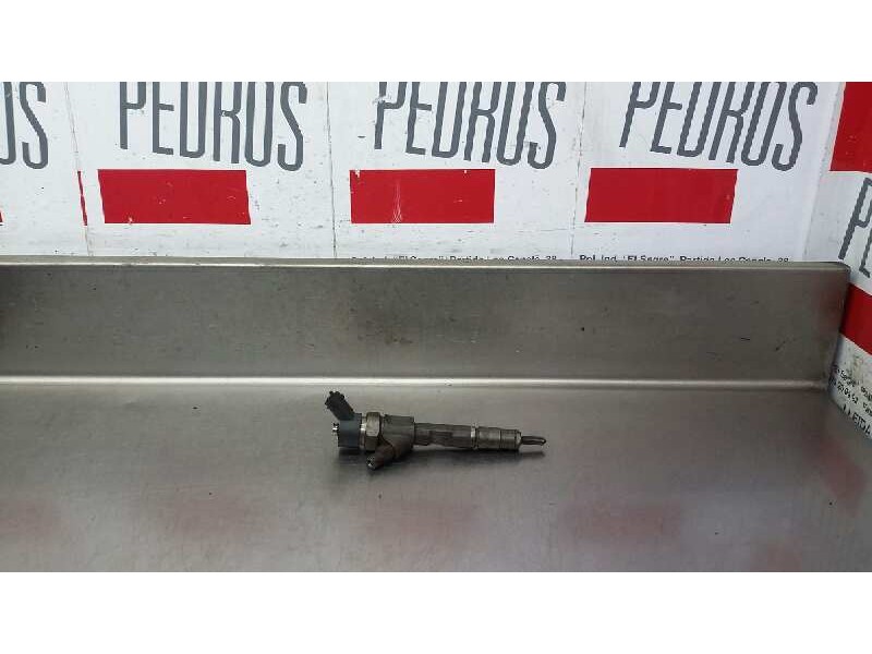 Recambio de inyector para renault scenic ii luxe privilege referencia OEM IAM 044510110B  