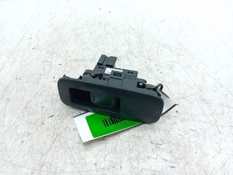 Recambio de mando elevalunas trasero izquierdo para nissan qashqai (j10) tekna referencia OEM IAM   