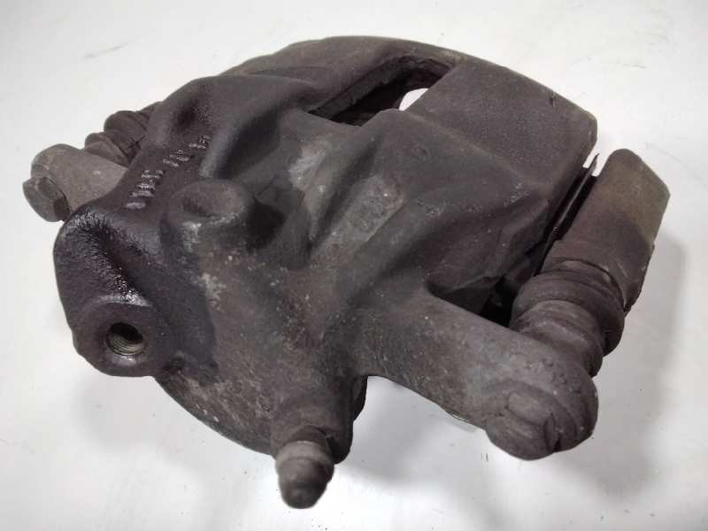 Recambio de pinza freno delantera derecha para renault clio iii luxe privilege referencia OEM IAM 016IU10  