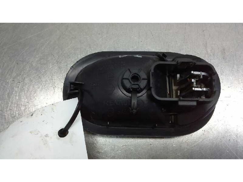Recambio de maneta interior delantera izquierda para renault scenic ii 1.5 dci diesel referencia OEM IAM   