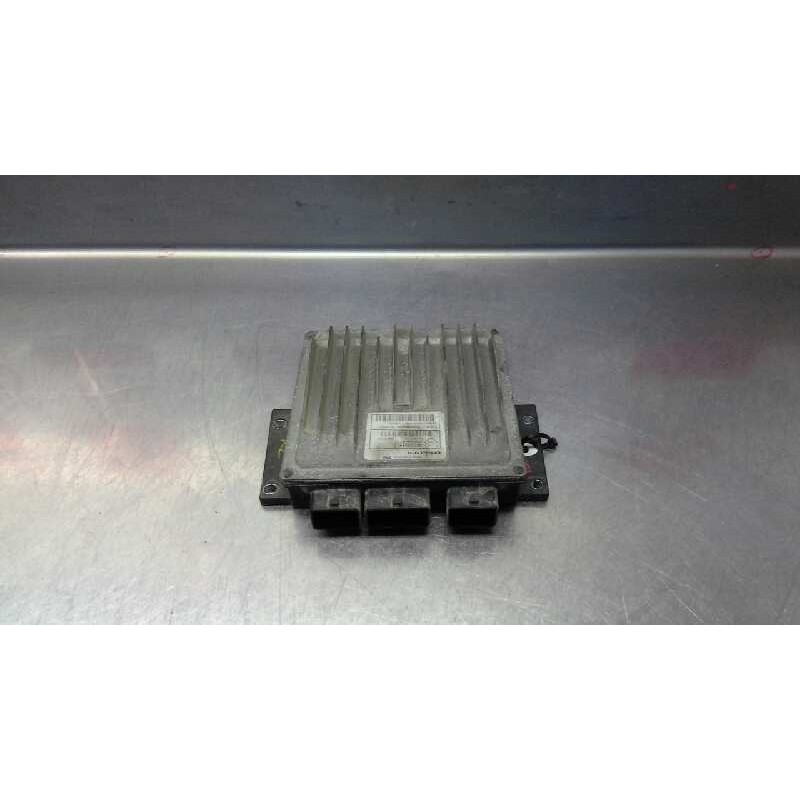 Recambio de centralita motor uce para renault megane ii berlina 5p confort dynamique referencia OEM IAM 8200334419 357 820037415