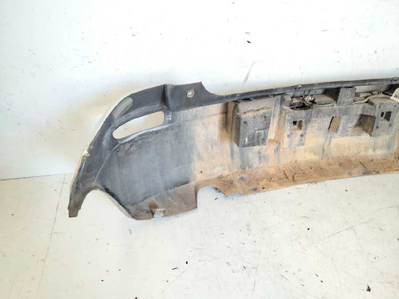 Recambio de paragolpes trasero para opel corsa c comfort referencia OEM IAM 13156388  