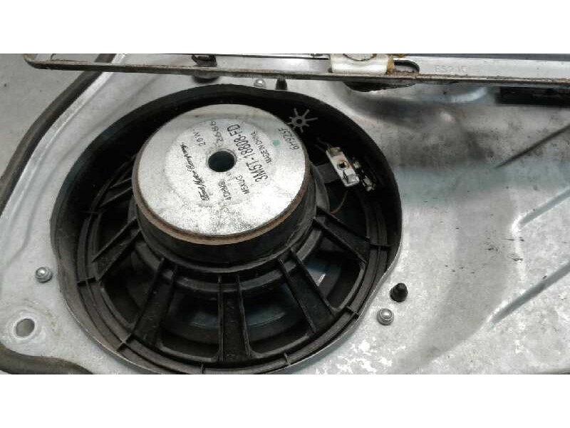 Recambio de elevalunas trasero izquierdo para ford focus turnier (cb4) trend referencia OEM IAM LH994762104  